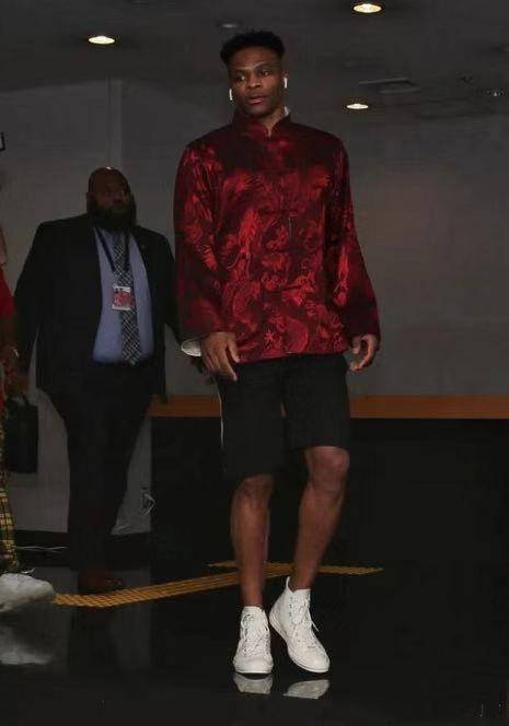 盈利曲线在 盈利曲线在