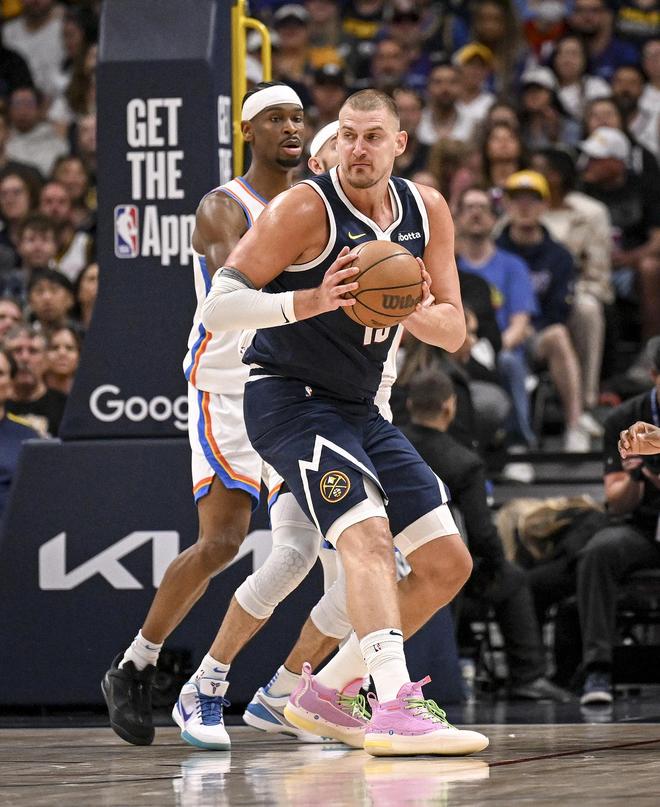 时间触发 时间触发